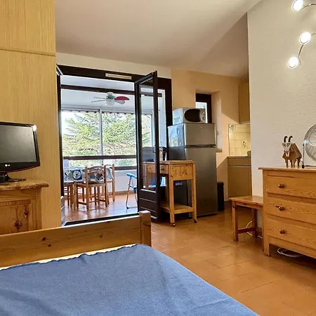 Renove Pour 4 Pers Avec Piscine, Tennis Et Parking Prive A Argeles-sur-mer, Proche - Fr-1-225-713 *