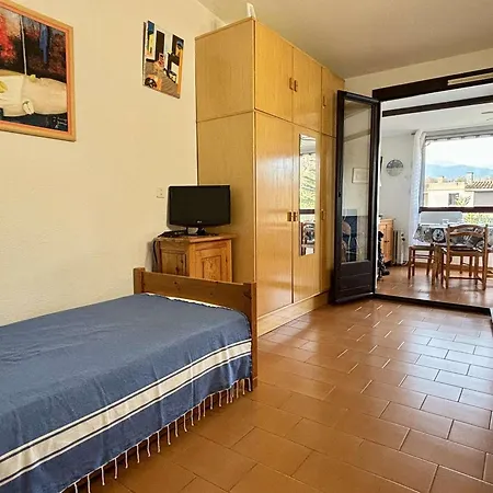 Renove Pour 4 Pers Avec Piscine, Tennis Et Parking Prive A Argeles-sur-mer, Proche - Fr-1-225-713 Apartment